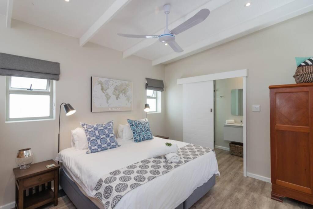 Appartement Ebb à Knysna Extérieur photo