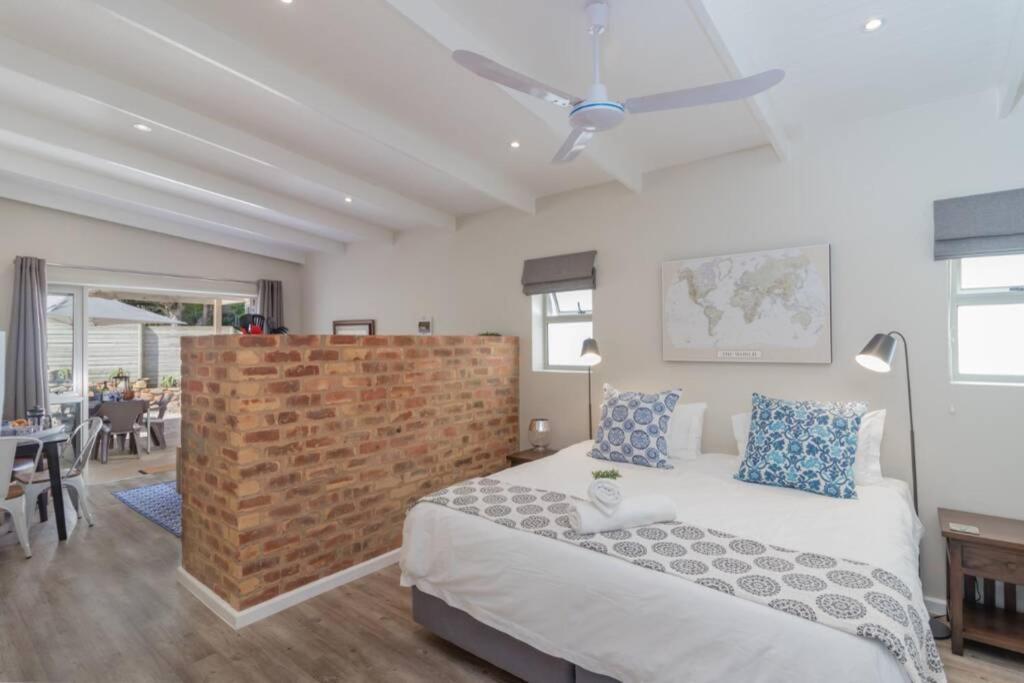 Appartement Ebb à Knysna Extérieur photo